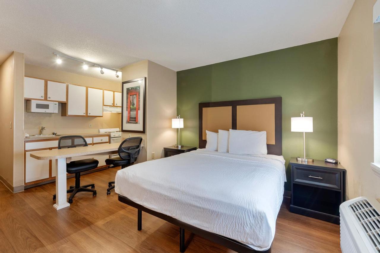 Extended Stay America Select Suites - Charlotte - Tyvola Rd - Executive Park Exteriér fotografie