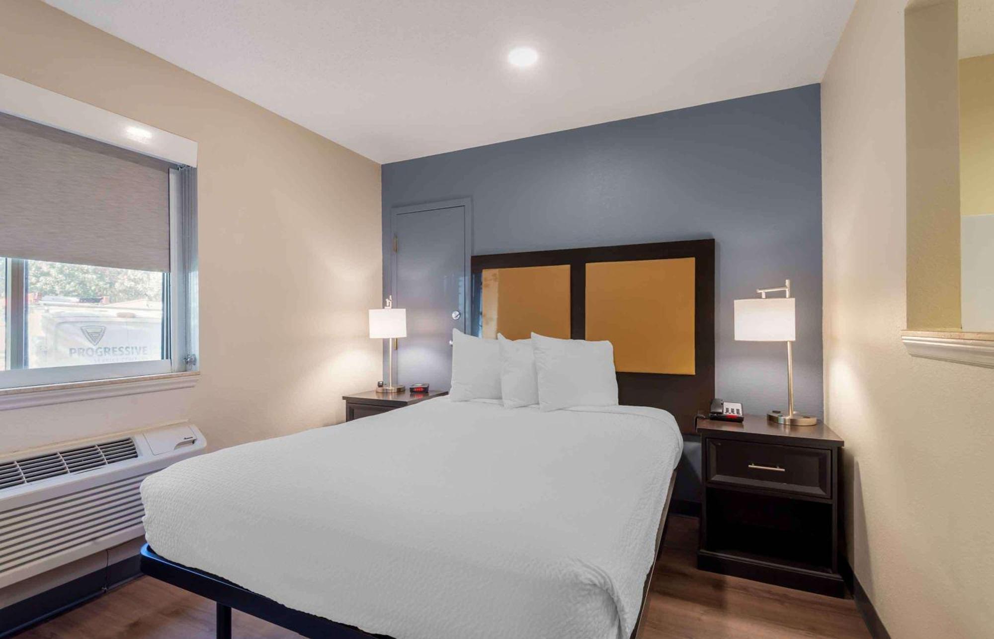 Extended Stay America Select Suites - Charlotte - Tyvola Rd - Executive Park Exteriér fotografie