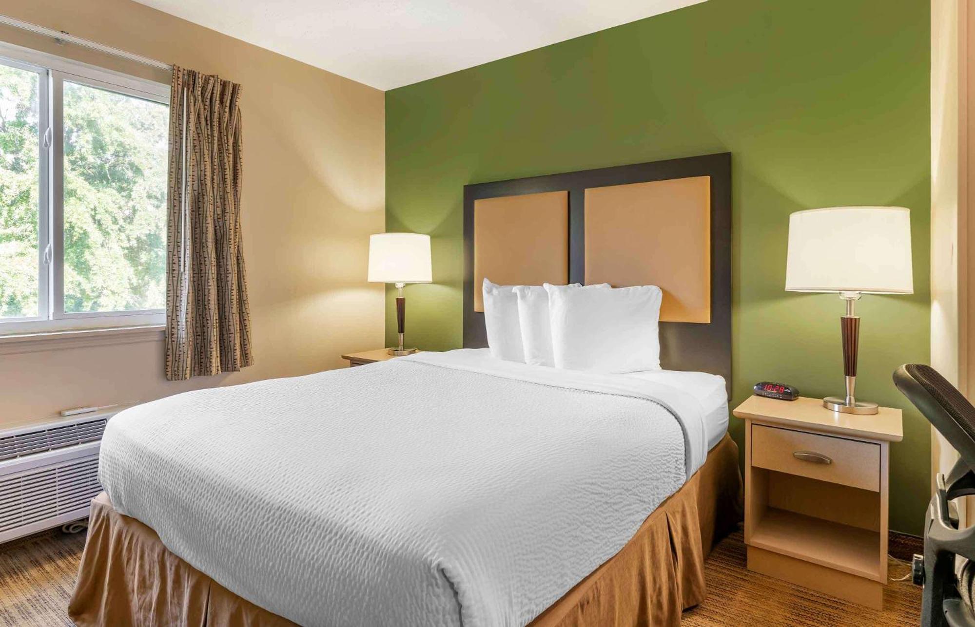 Extended Stay America Select Suites - Charlotte - Tyvola Rd - Executive Park Exteriér fotografie