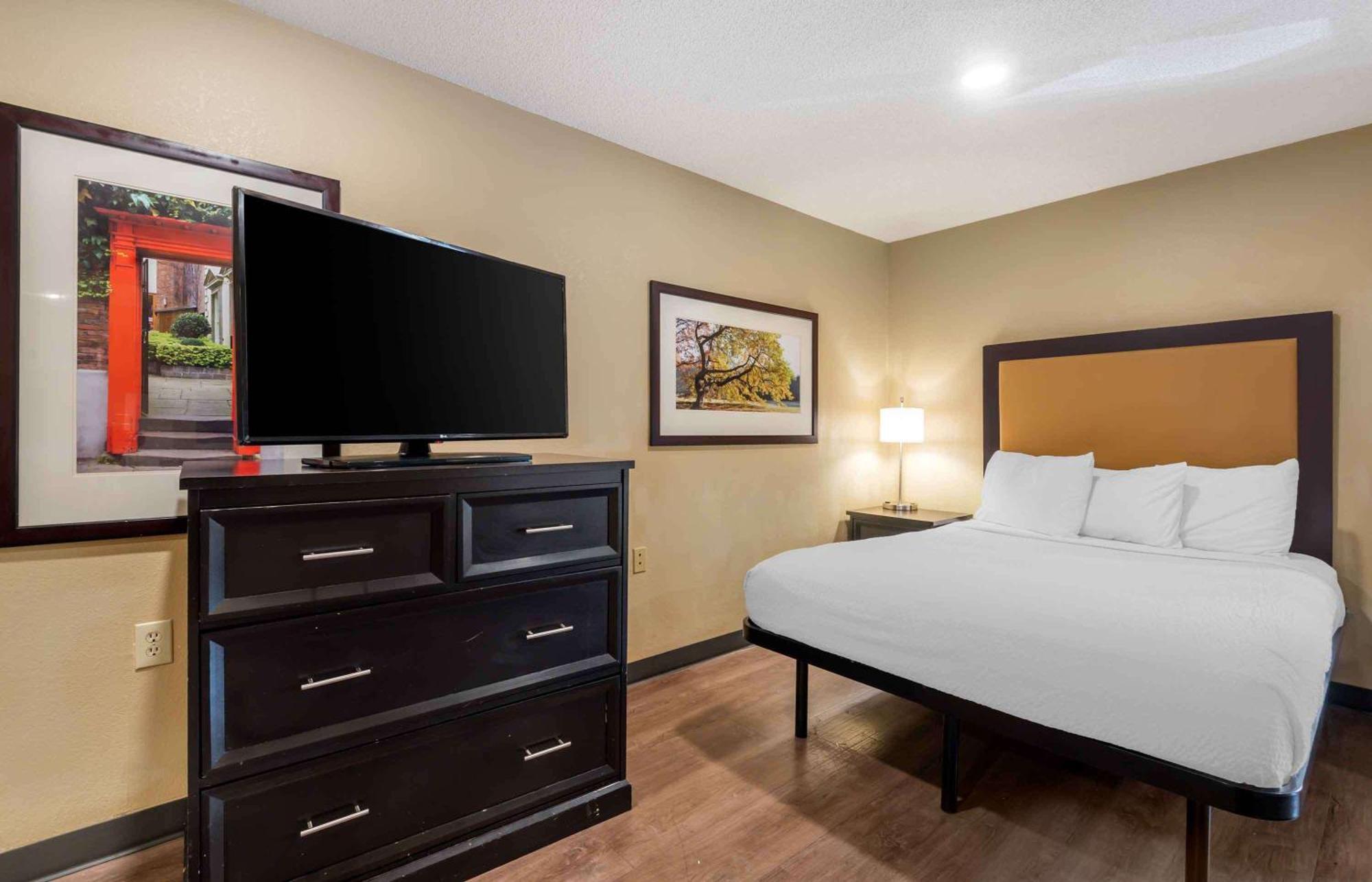 Extended Stay America Select Suites - Charlotte - Tyvola Rd - Executive Park Exteriér fotografie