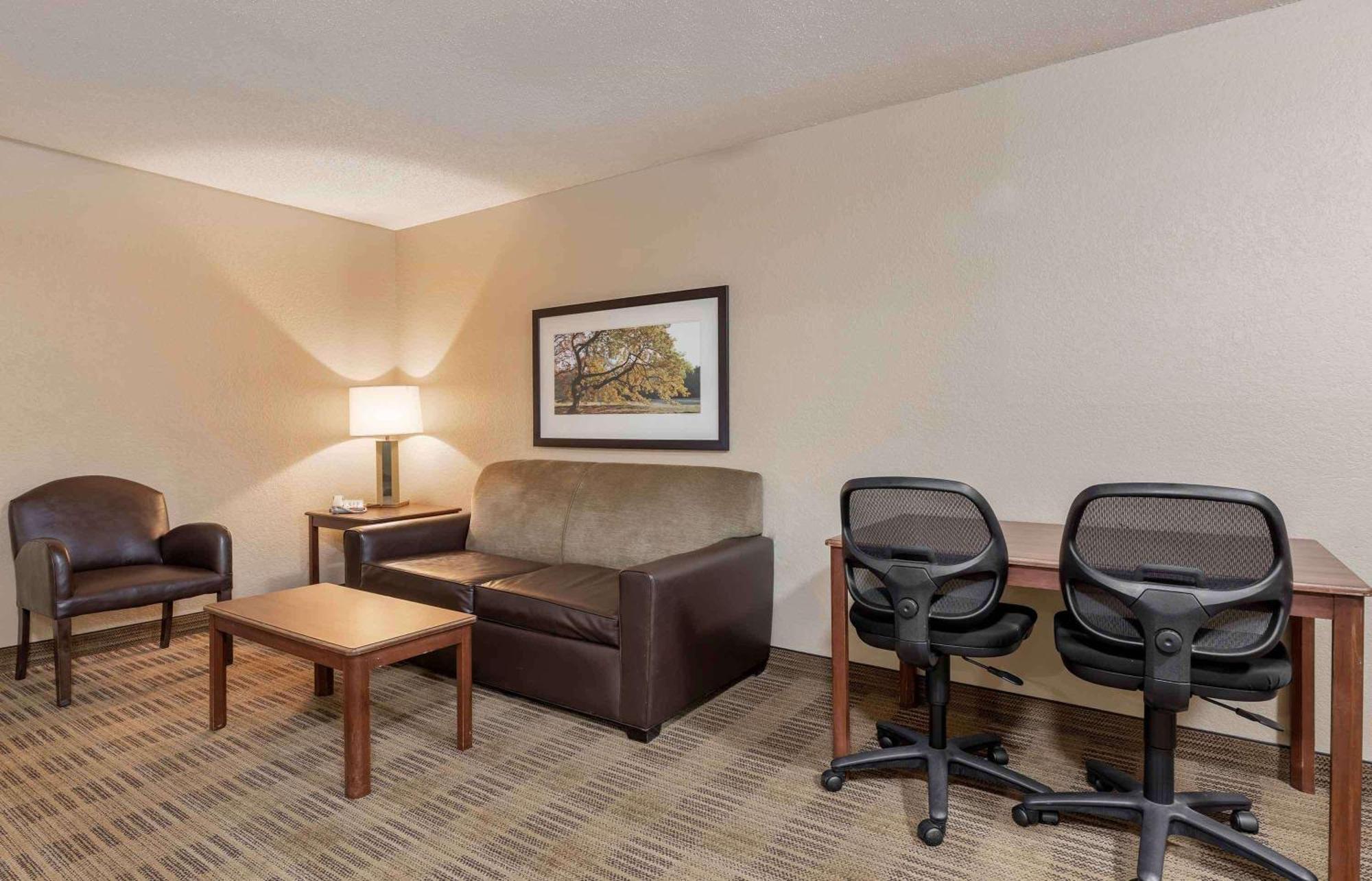 Extended Stay America Select Suites - Charlotte - Tyvola Rd - Executive Park Exteriér fotografie